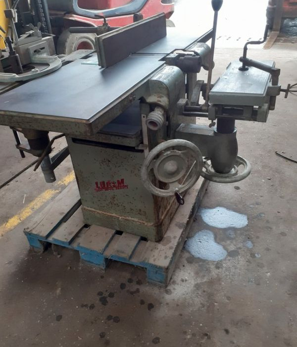 Transporteurs à roulleaux , Cadreuse hydraulique Guilliet ,Scie à ruban ,Scie radiale ,scie circulaire à Bois à Metals - Industrial equipment: picture 4 Transporteurs à roulleaux , Cadreuse hydraulique Guilliet ,Scie à ruban ,Scie radiale ,scie circulaire à Bois à Metals - Industrial equipment: picture 4