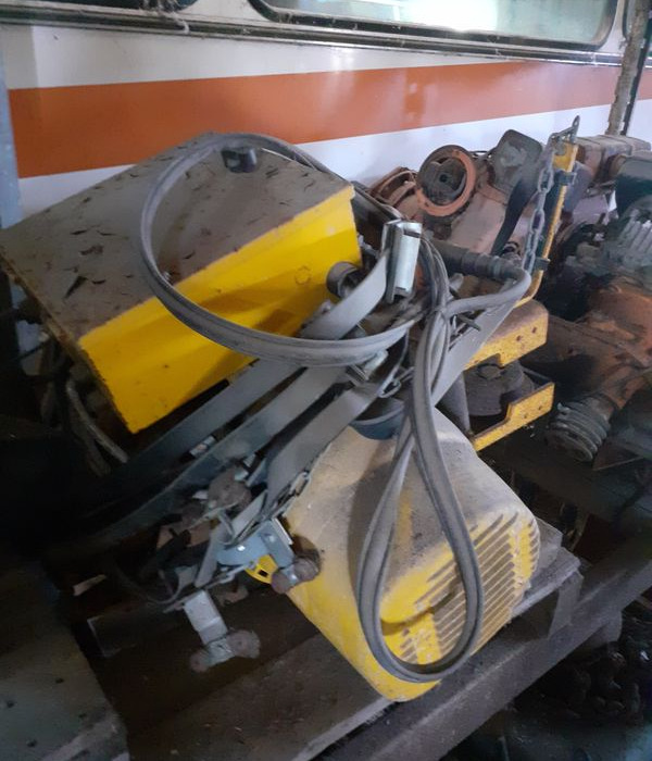 Materiel d' atelier Pour metal , bois, etc - Workshop equipment: picture 2 Materiel d' atelier Pour metal , bois, etc - Workshop equipment: picture 2