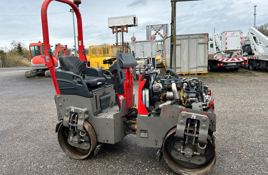 Roulleau compresseur 2 billes auto porte Boomag - Roller: picture 1 Roulleau compresseur 2 billes auto porte Boomag - Roller: picture 1