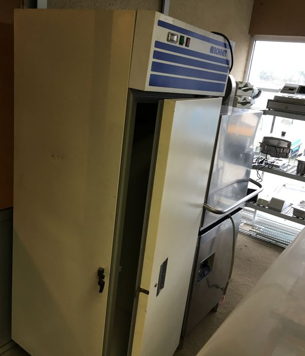 Tour refrigere Gastro ou 600x400 Armoires froides Self de presentation Table de decoupe refrigeree - Food processing equipment: picture 4 Tour refrigere Gastro ou 600x400 Armoires froides Self de presentation Table de decoupe refrigeree - Food processing equipment: picture 4