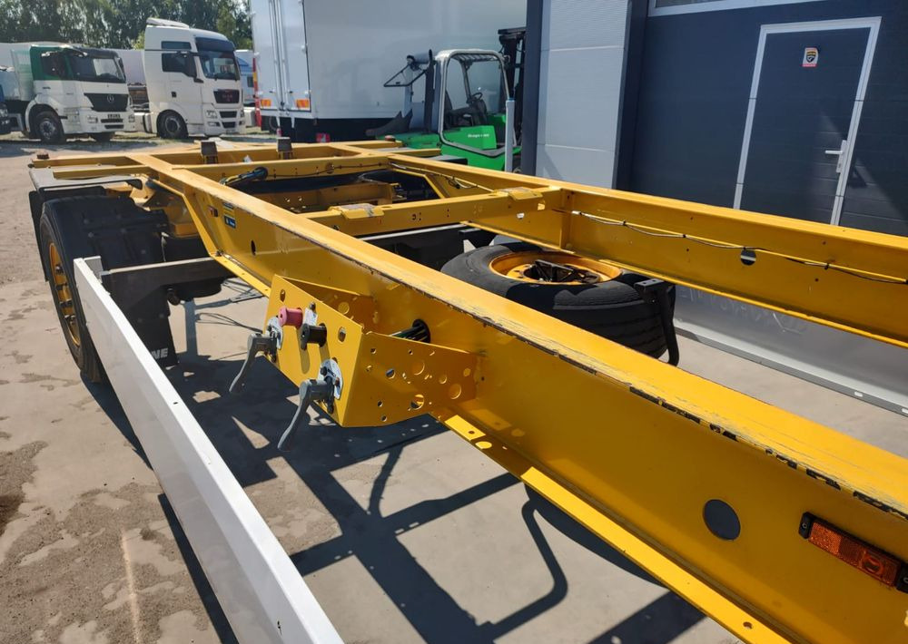 Krone Przyczepa BDF Krone - Container transporter/ Swap body trailer: picture 5 Krone Przyczepa BDF Krone - Container transporter/ Swap body trailer: picture 5