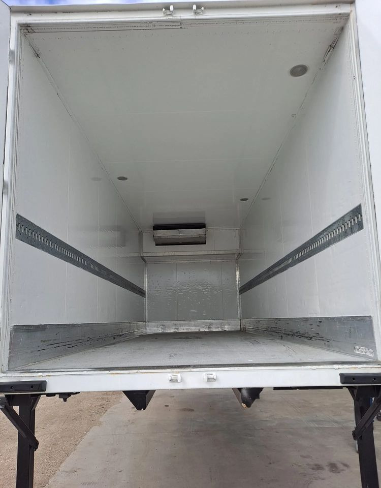 Schmitz Cargobull Kontener chłodnia BDF Thermo King MD300 - Refrigerator trailer: picture 4 Schmitz Cargobull Kontener chłodnia BDF Thermo King MD300 - Refrigerator trailer: picture 4