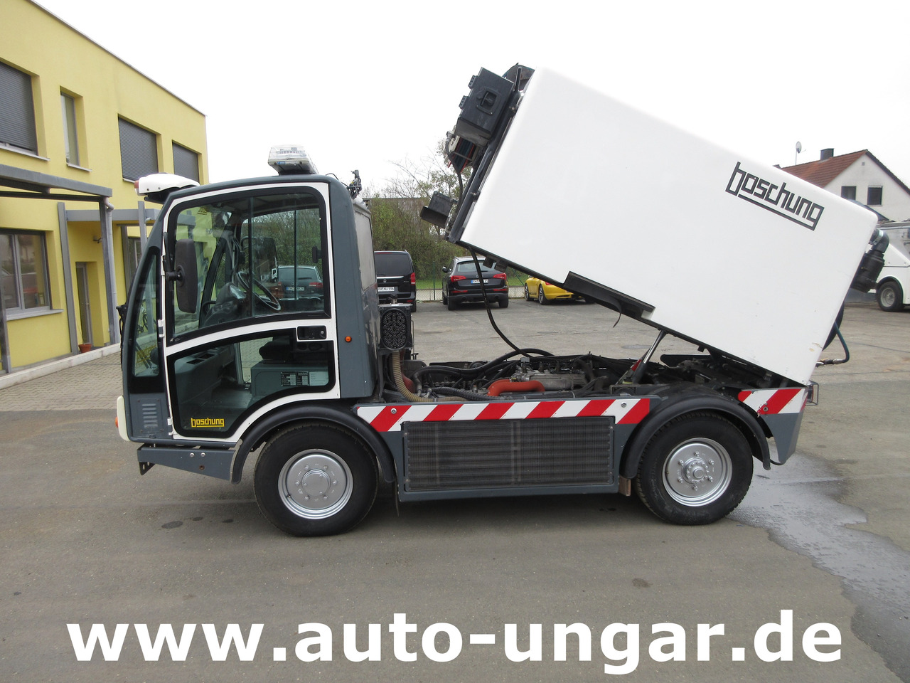 Boschung L3 mit Hochdruckreiniger am Heck Wasserwagen Waschwagen Kärcher Gießarm - Cleaning machinery: picture 4 Boschung L3 mit Hochdruckreiniger am Heck Wasserwagen Waschwagen Kärcher Gießarm - Cleaning machinery: picture 4