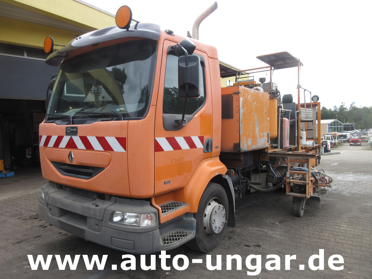 Hofmann H75 - 1000 Thermoplastic Roadmarking Machine Truck Mounted Hot Paint - Asphalt machine: picture 1 Hofmann H75 - 1000 Thermoplastic Roadmarking Machine Truck Mounted Hot Paint - Asphalt machine: picture 1