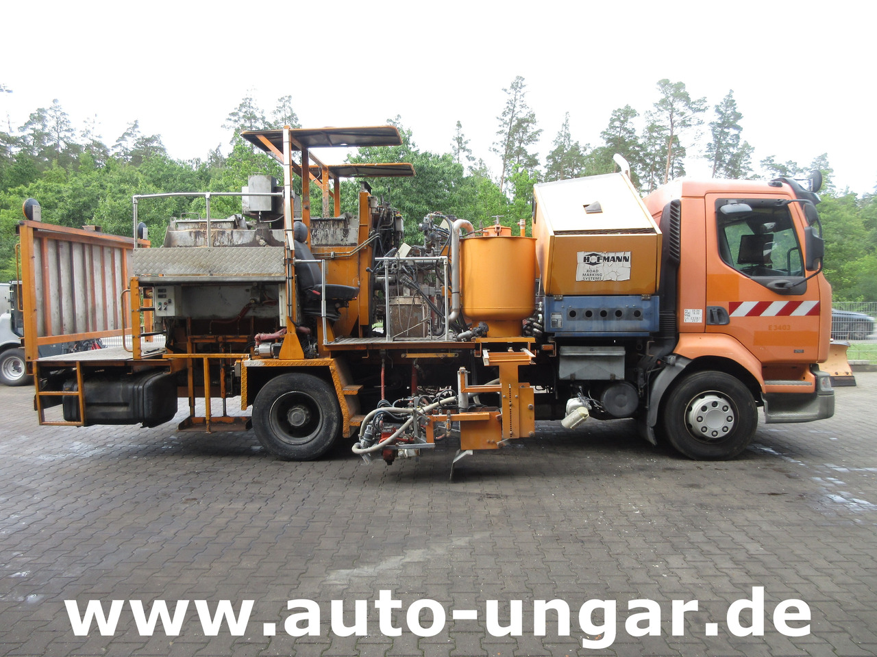 Hofmann H75 - 1000 Thermoplastic Roadmarking Machine Truck Mounted Hot Paint - Asphalt machine: picture 3 Hofmann H75 - 1000 Thermoplastic Roadmarking Machine Truck Mounted Hot Paint - Asphalt machine: picture 3