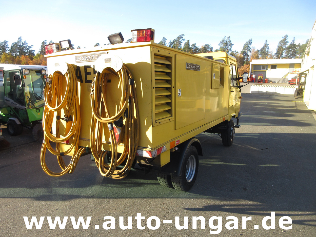 MULTICAR M26 Lechmotoren GPU Ground Power Unit - used GSE - 28V DC & 115V 400Hz - Ground power unit: picture 5 MULTICAR M26 Lechmotoren GPU Ground Power Unit - used GSE - 28V DC & 115V 400Hz - Ground power unit: picture 5