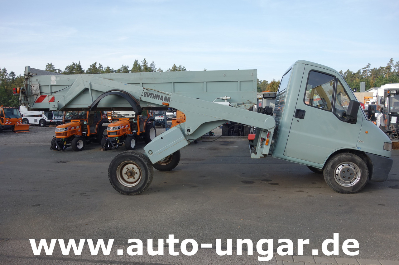 PEUGEOT 230 Niederflurhubwagen Ruthmann Cargoloader 4500Kg - Container transporter/ Swap body truck: picture 2 PEUGEOT 230 Niederflurhubwagen Ruthmann Cargoloader 4500Kg - Container transporter/ Swap body truck: picture 2