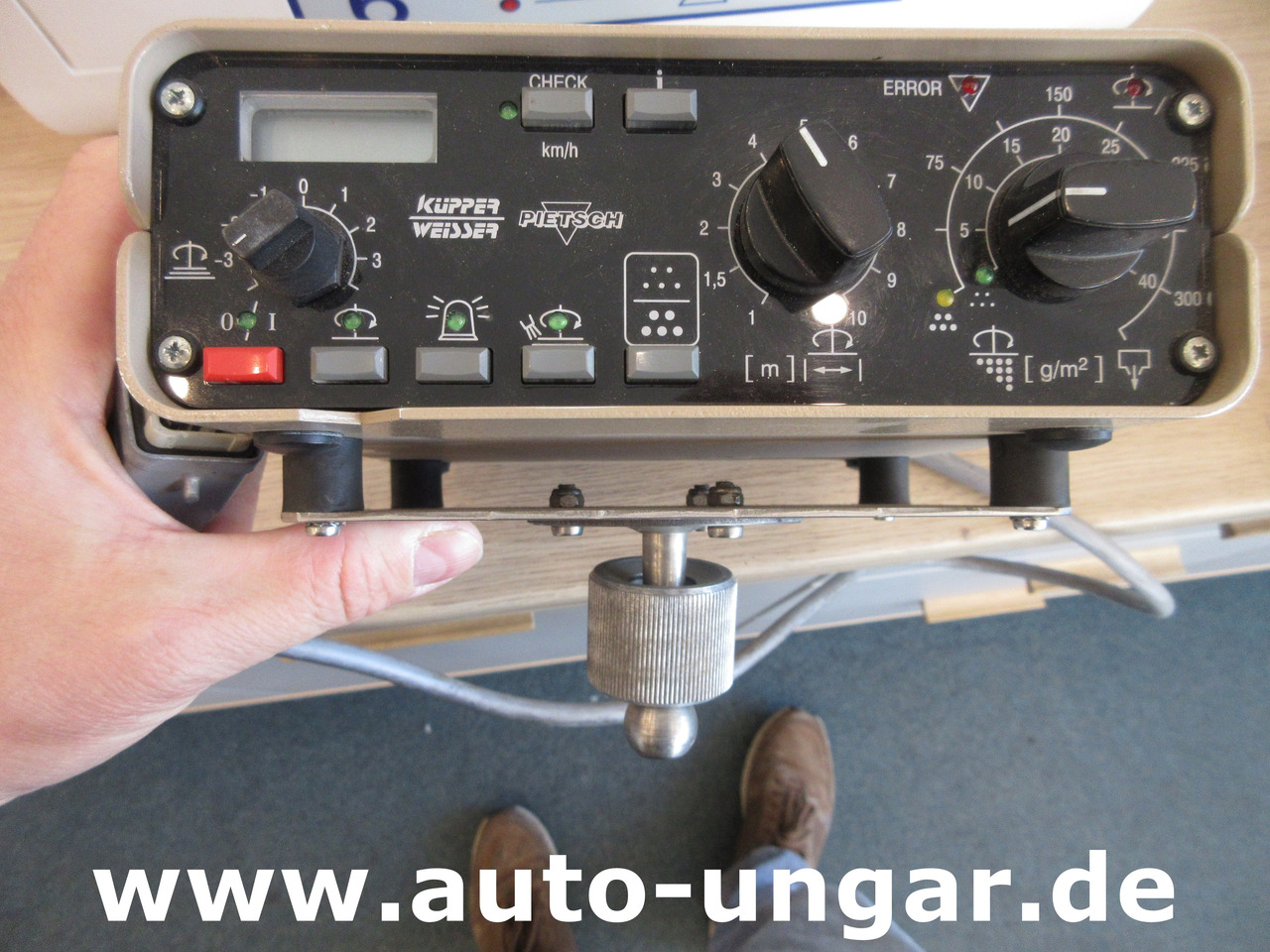 Küpper-Weisser Pietsch Bucher Gmeiner Bedienpult Salzstreuer - Utility/ Special vehicle: picture 4 Küpper-Weisser Pietsch Bucher Gmeiner Bedienpult Salzstreuer - Utility/ Special vehicle: picture 4