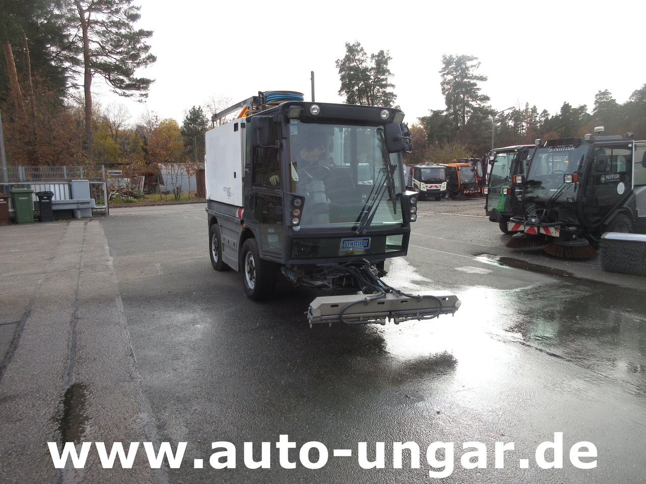 Schmidt CityJet 3000 Swingo + Cargy Schwemmfahrzeug aus 2018 80bar 3000l - Utility/ Special vehicle: picture 3 Schmidt CityJet 3000 Swingo + Cargy Schwemmfahrzeug aus 2018 80bar 3000l - Utility/ Special vehicle: picture 3