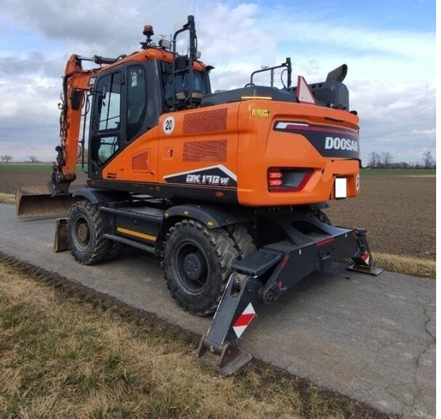 Wheel excavator Doosan 18.6t DX170 W-7 (DEVELON): picture 6