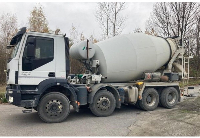 Iveco 8x4 Trakker AD340.T41B +9m3 - Concrete mixer truck: picture 4 Iveco 8x4 Trakker AD340.T41B +9m3 - Concrete mixer truck: picture 4