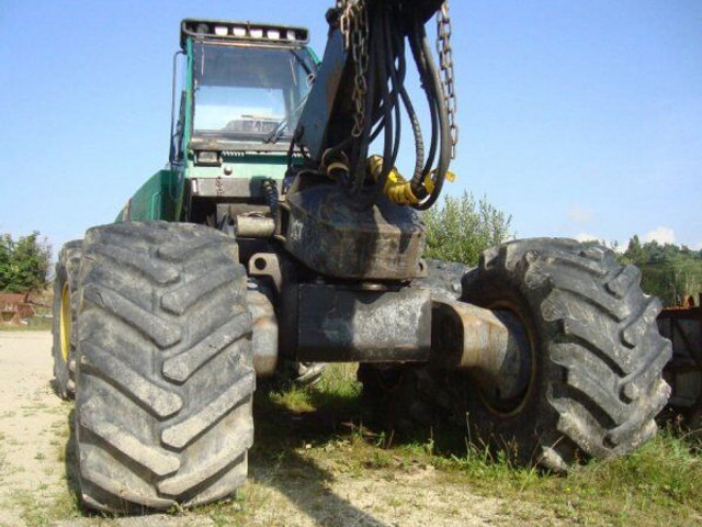 John Deere 1470D 6W - Harvester: picture 4 John Deere 1470D 6W - Harvester: picture 4