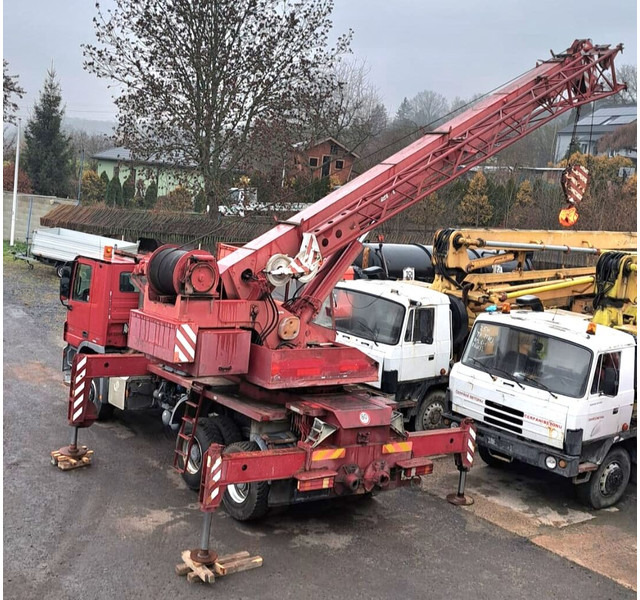 Mercedes-Benz 6x4 Actros 3332K +20t (ČKD) AD 20.2 - Loader crane: picture 4 Mercedes-Benz 6x4 Actros 3332K +20t (ČKD) AD 20.2 - Loader crane: picture 4