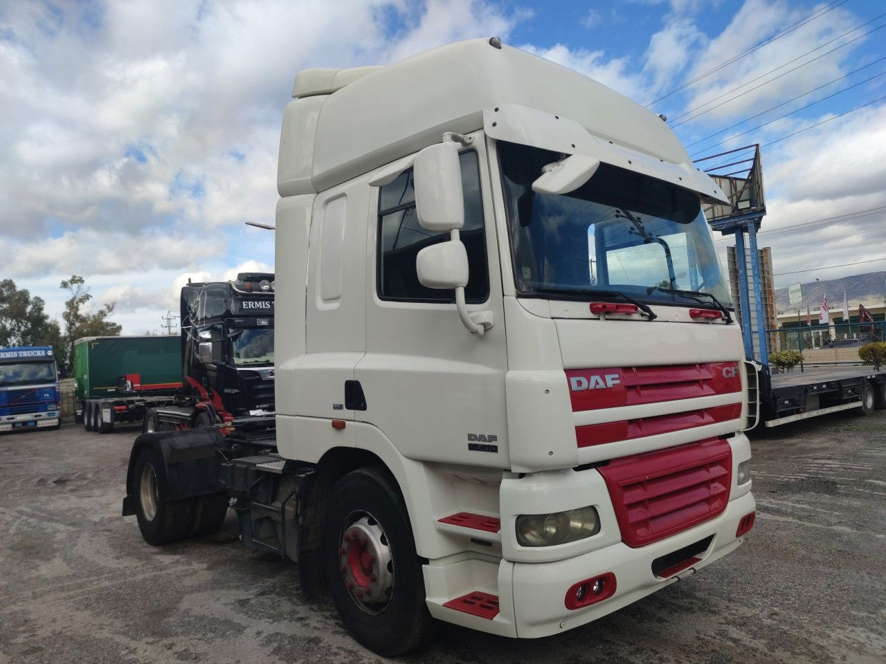DAF 85.410 CF85 410 - Tractor unit: picture 1 DAF 85.410 CF85 410 - Tractor unit: picture 1