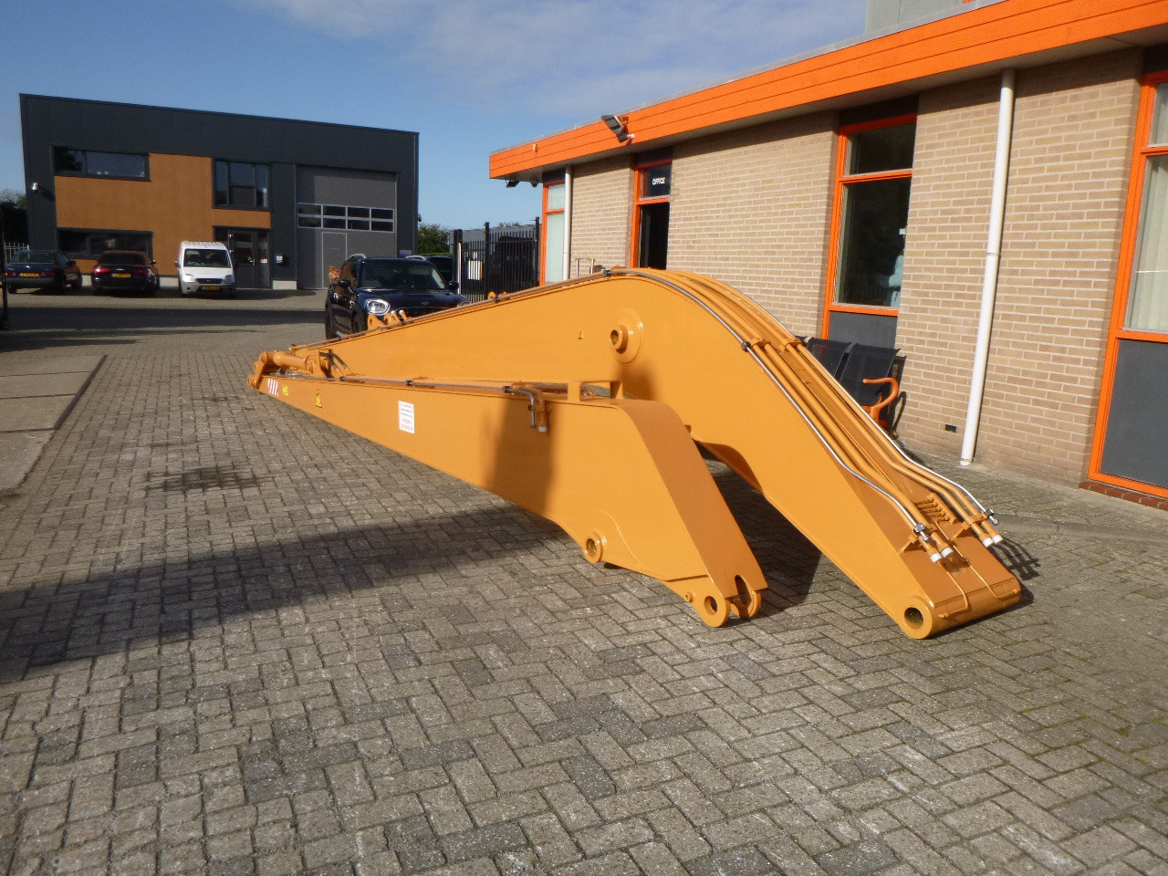 CASE CX210B/CX210C Long reach front - Boom for Excavator: picture 3 CASE CX210B/CX210C Long reach front - Boom for Excavator: picture 3