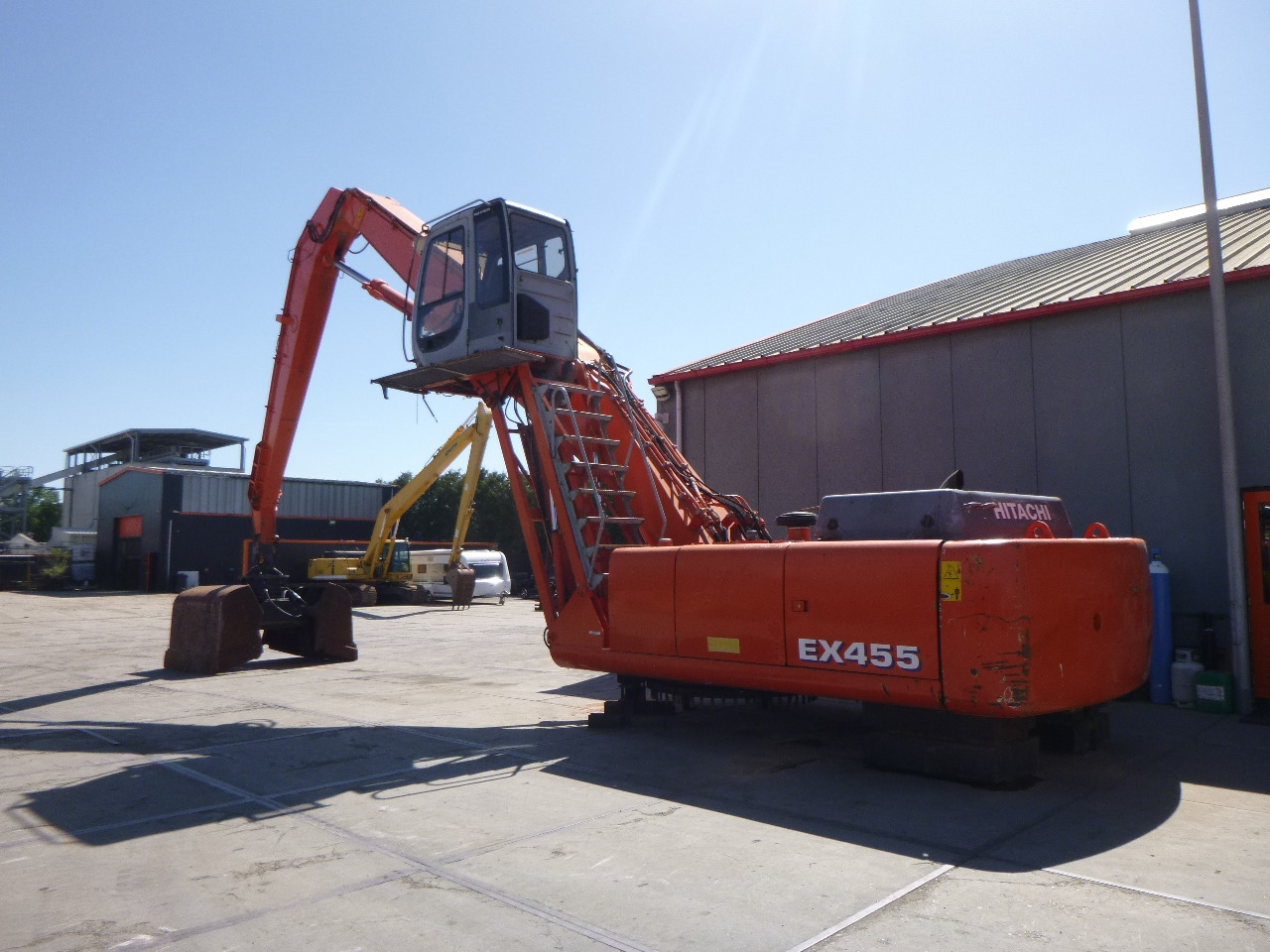 FIAT-HITACHI EX455 Stationary dock/ship material handler - Waste/ Industry handler: picture 2 FIAT-HITACHI EX455 Stationary dock/ship material handler - Waste/ Industry handler: picture 2