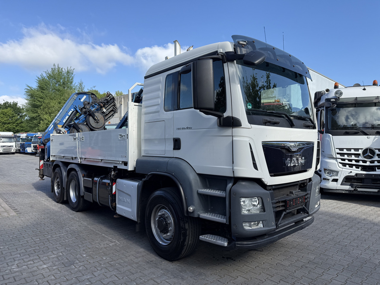 Dropside/ Flatbed truck, Crane truck MAN TGS 28.440 6X4H-4 Atlas 290 bis 24 Meter: picture 11