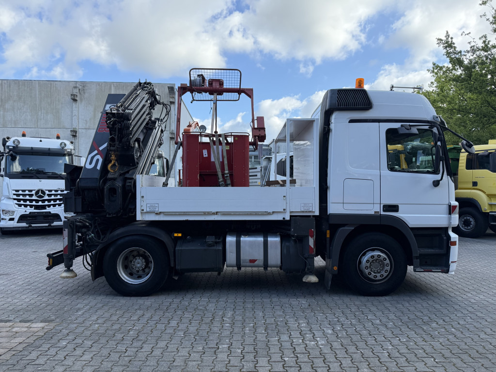Dropside/ Flatbed truck, Crane truck Mercedes-Benz Actros 1841 Kran Hiab 288 bis 30 Meter: picture 11