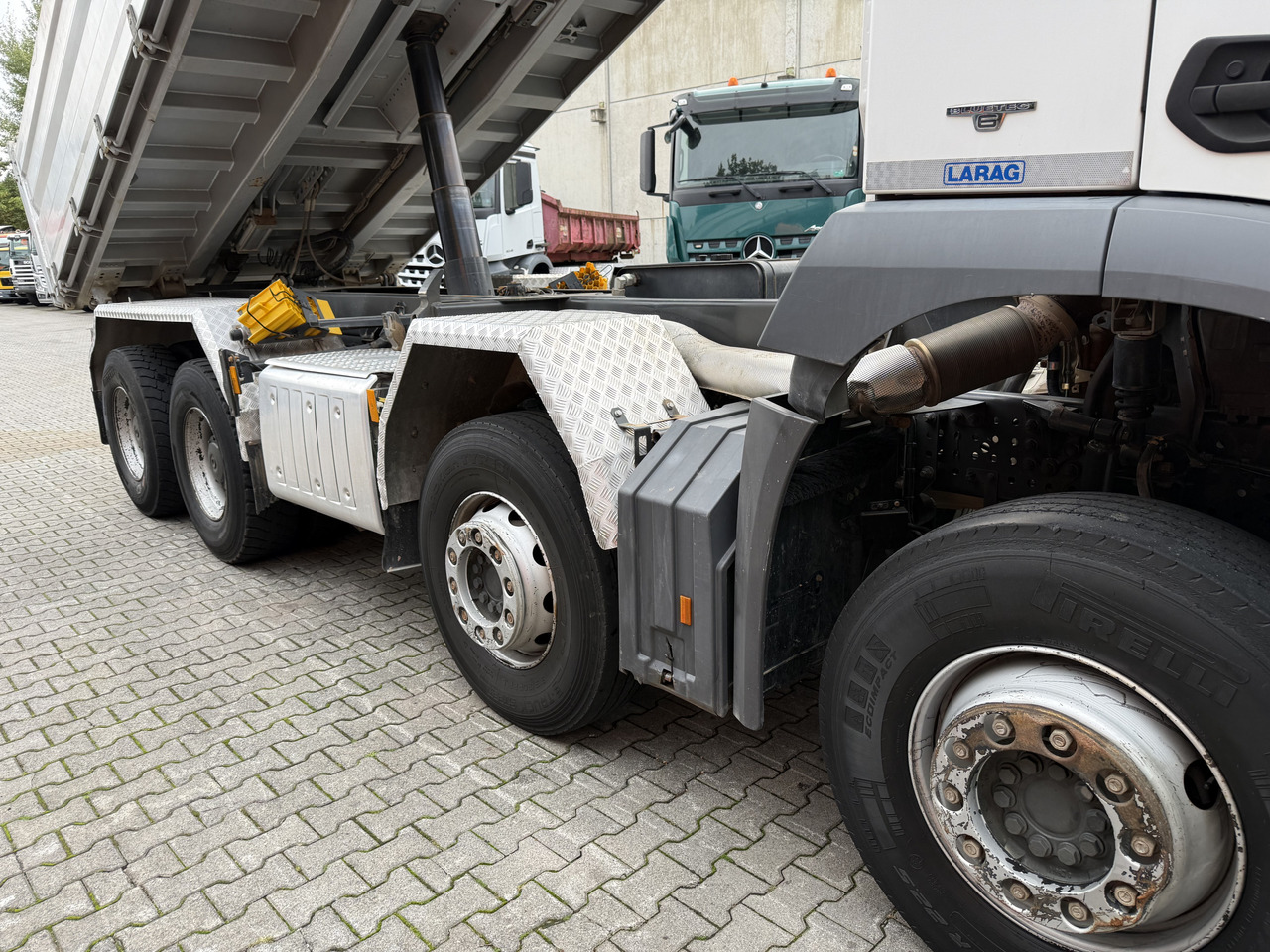 Mercedes-Benz Arocs 3246K 8X4 Meiller - Tipper: picture 4 Mercedes-Benz Arocs 3246K 8X4 Meiller - Tipper: picture 4