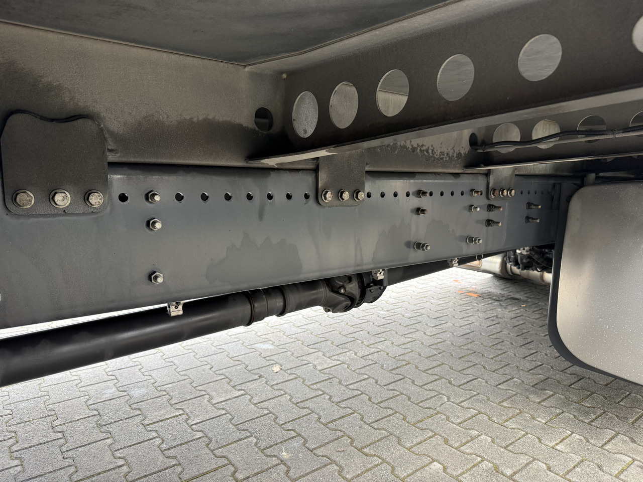 Scania P320 4X2 Modell 2020 - Curtainsider truck: picture 3 Scania P320 4X2 Modell 2020 - Curtainsider truck: picture 3