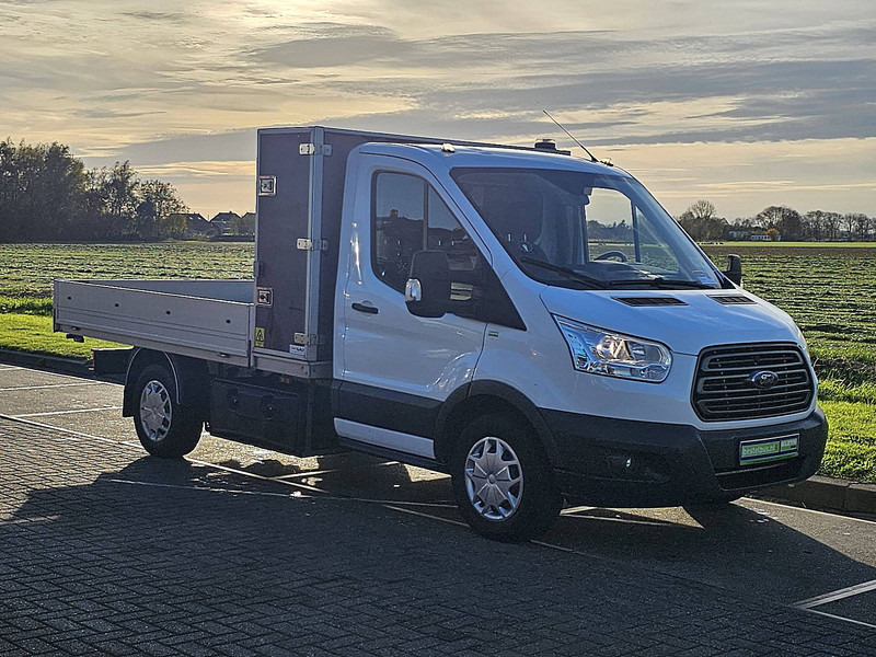 Ford Transit 2.0 TDCI 130 - Open body delivery van: picture 5 Ford Transit 2.0 TDCI 130 - Open body delivery van: picture 5