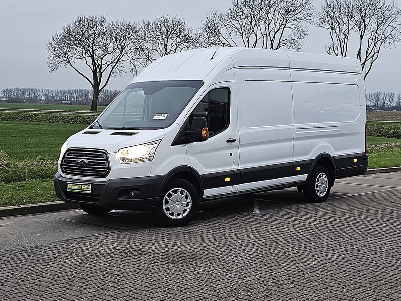 Ford Transit 350 - Small van: picture 2 Ford Transit 350 - Small van: picture 2