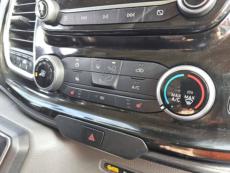 Small van Ford Transit Custom 2.0 L1H1 Navi Trekhaak: picture 10 Small van Ford Transit Custom 2.0 L1H1 Navi Trekhaak: picture 10