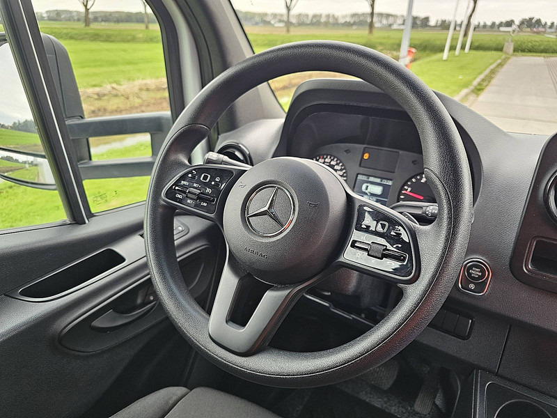 Box van Mercedes-Benz Sprinter 315 Bakwagen Laadklep!: picture 10 Box van Mercedes-Benz Sprinter 315 Bakwagen Laadklep!: picture 10