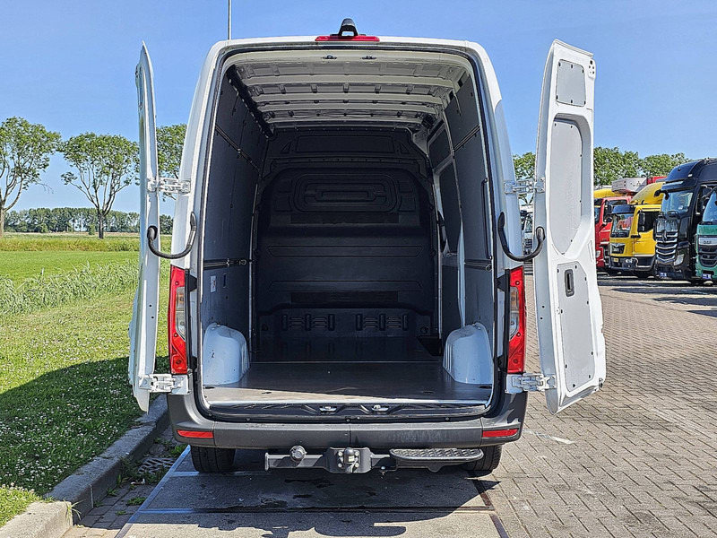 Panel van Mercedes-Benz Sprinter 317 L2H2 3.5t-Trekhaak: picture 13