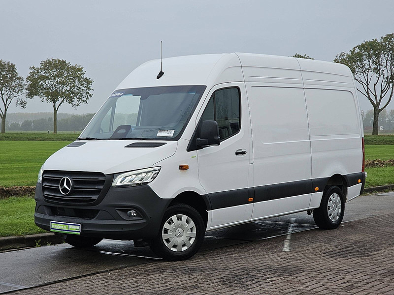 Mercedes-Benz Sprinter 317 L2H2 LED Mbux Autom! - Panel van: picture 2 Mercedes-Benz Sprinter 317 L2H2 LED Mbux Autom! - Panel van: picture 2