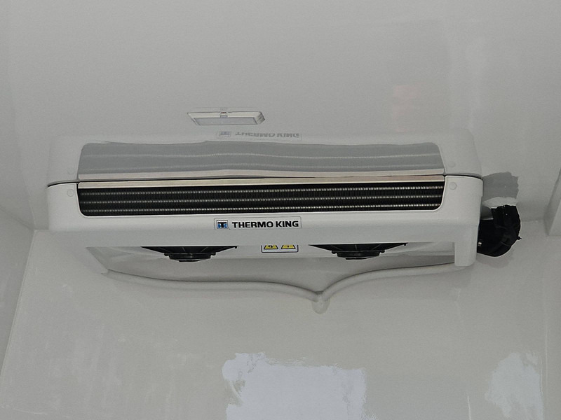 Refrigerated van Mercedes-Benz Sprinter 317 L3H2 Maxi Vries/Koel: picture 19