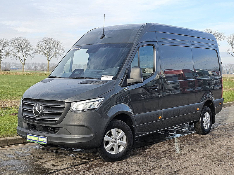 Mercedes-Benz eSprinter 320 L2H2 300 km WLTP LED - Panel van, Electric van: picture 2 Mercedes-Benz eSprinter 320 L2H2 300 km WLTP LED - Panel van, Electric van: picture 2