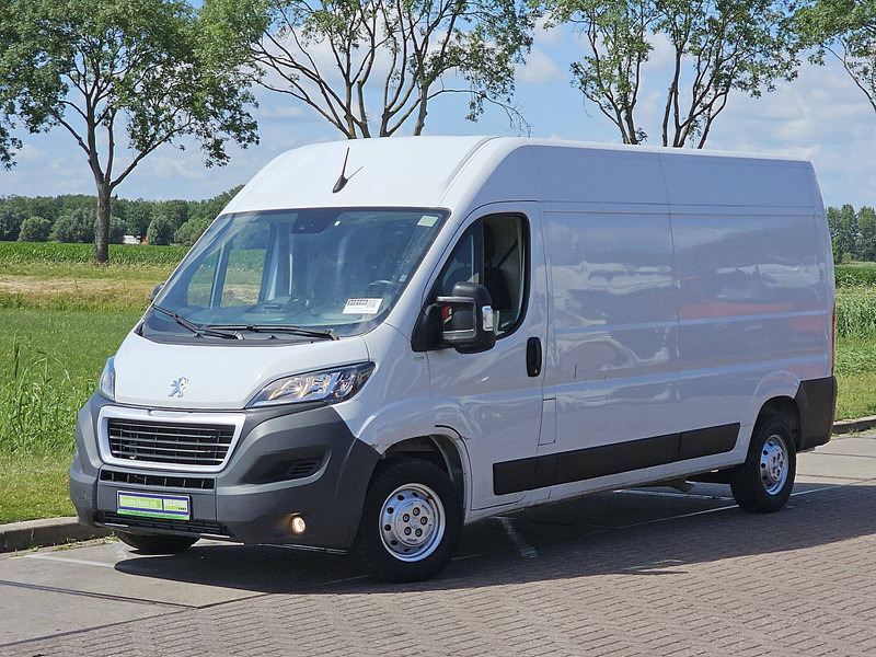 Peugeot Boxer 2.2 BHDI 140 L3H2 - Panel van: picture 2 Peugeot Boxer 2.2 BHDI 140 L3H2 - Panel van: picture 2