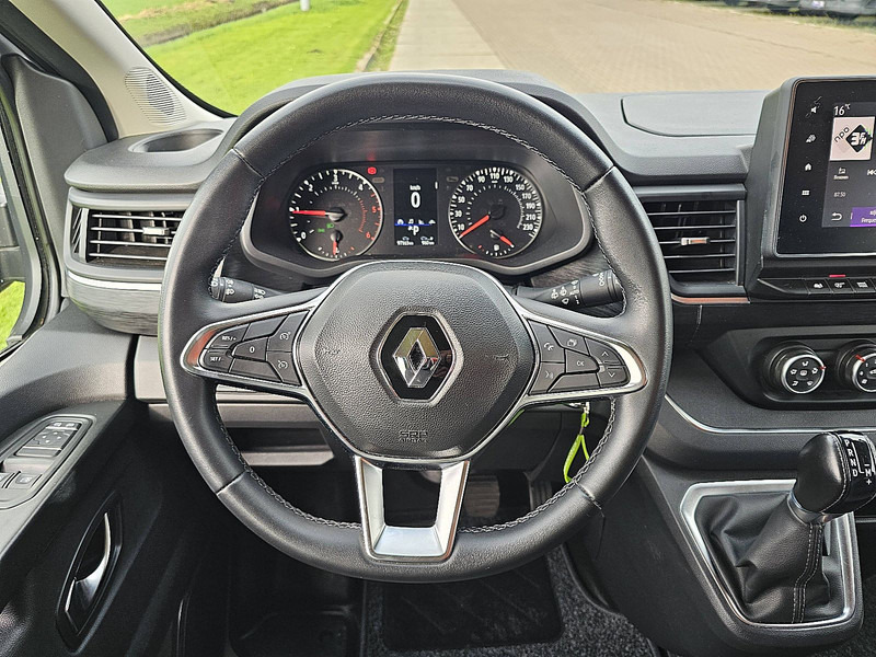 Minibus, Passenger van Renault Trafic 2.0 DCI ac aut. 9 pers EURO6: picture 11 Minibus, Passenger van Renault Trafic 2.0 DCI ac aut. 9 pers EURO6: picture 11