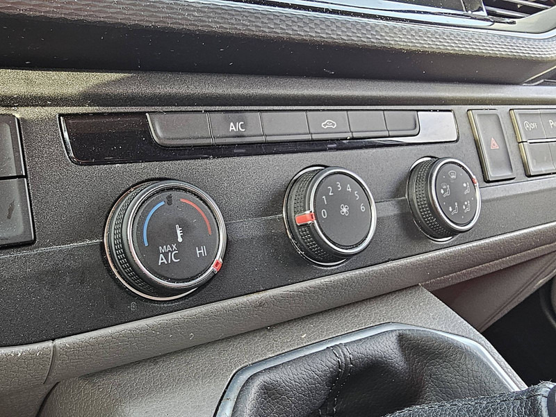 Leasing of Volkswagen Transporter 2.0 TDI L1H1 BULLI LED NAP! Volkswagen Transporter 2.0 TDI L1H1 BULLI LED NAP!: picture 10