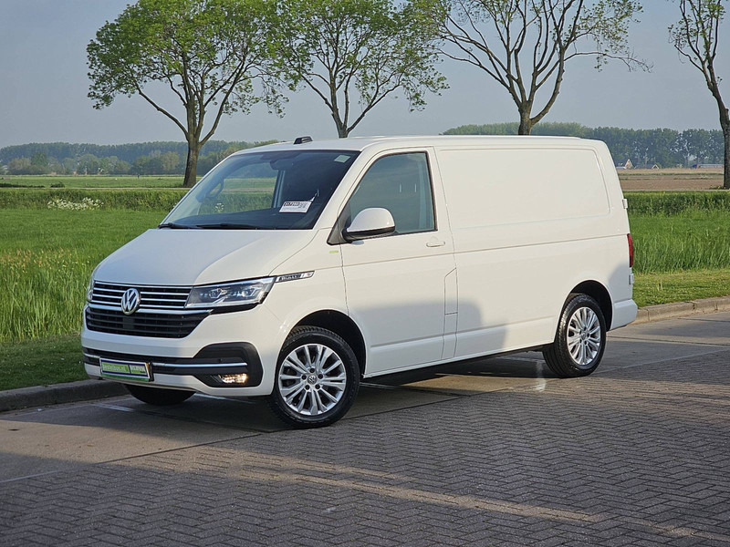 Volkswagen Transporter 2.0 TDI L1H1 BULLI LED NAP! - Small van: picture 2 Volkswagen Transporter 2.0 TDI L1H1 BULLI LED NAP! - Small van: picture 2