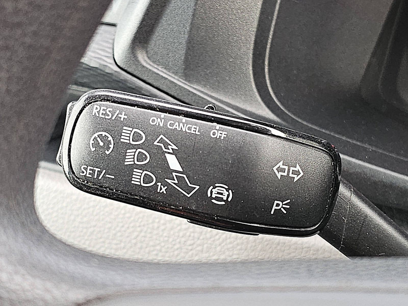 Small van Volkswagen Transporter 2.0 TDI L2H1 Automaat: picture 12