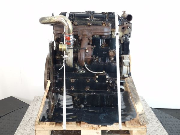 Caterpillar/Perkins 3054E Engine (Plant) - Engine for Construction machinery: picture 3 Caterpillar/Perkins 3054E Engine (Plant) - Engine for Construction machinery: picture 3