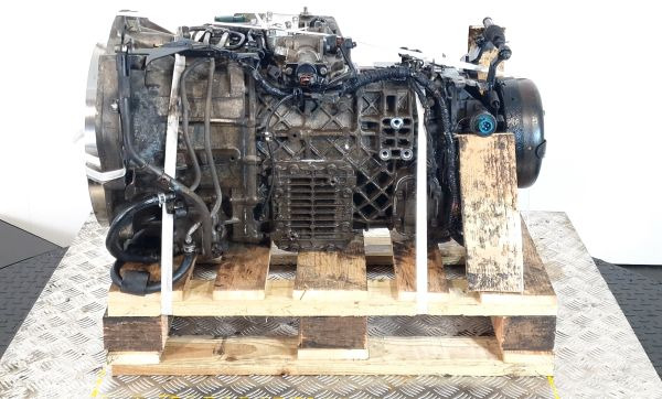 Isuzu PB-NKR81A Automatic Gearbox - Gearbox: picture 3 Isuzu PB-NKR81A Automatic Gearbox - Gearbox: picture 3