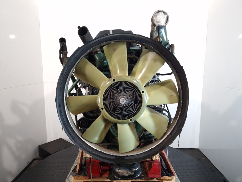 Volvo D11C450-EU V Engine (Truck) - Engine for Truck: picture 5 Volvo D11C450-EU V Engine (Truck) - Engine for Truck: picture 5