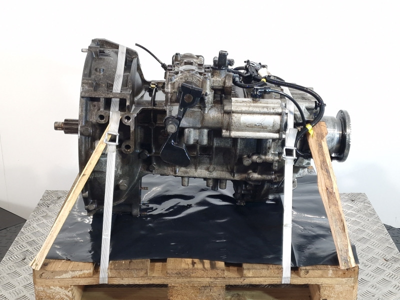 ZF Ecolite 6S800TO /STO8006 Volvo Spec Gearbox - Gearbox: picture 3 ZF Ecolite 6S800TO /STO8006 Volvo Spec Gearbox - Gearbox: picture 3