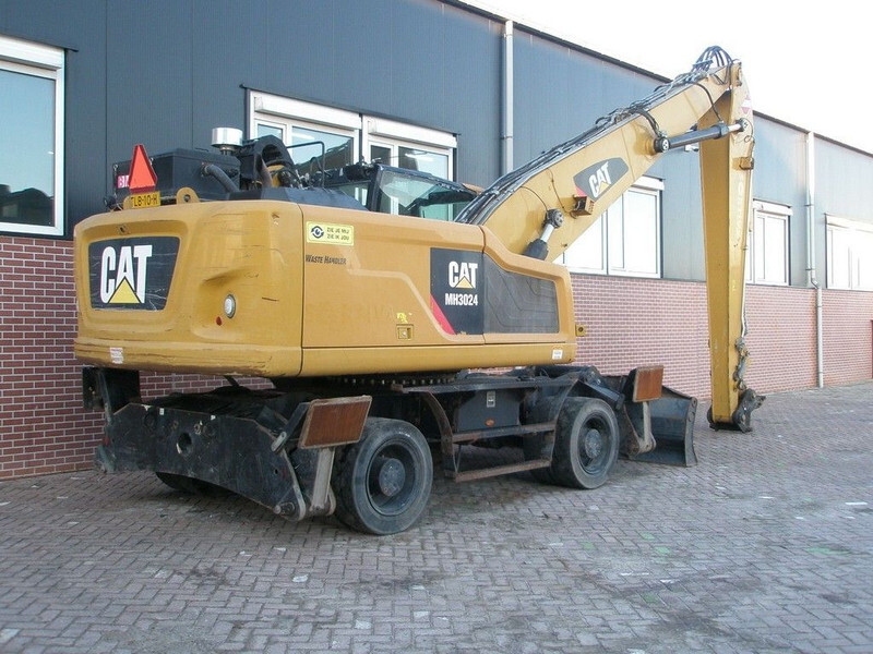 Caterpillar MH3024 - Waste/ Industry handler: picture 3 Caterpillar MH3024 - Waste/ Industry handler: picture 3