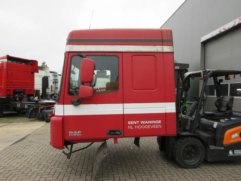 DAF DAF XF 105 EURO 5 CABINE MODEL 2012 - Cab and interior for Truck: picture 4 DAF DAF XF 105 EURO 5 CABINE MODEL 2012 - Cab and interior for Truck: picture 4