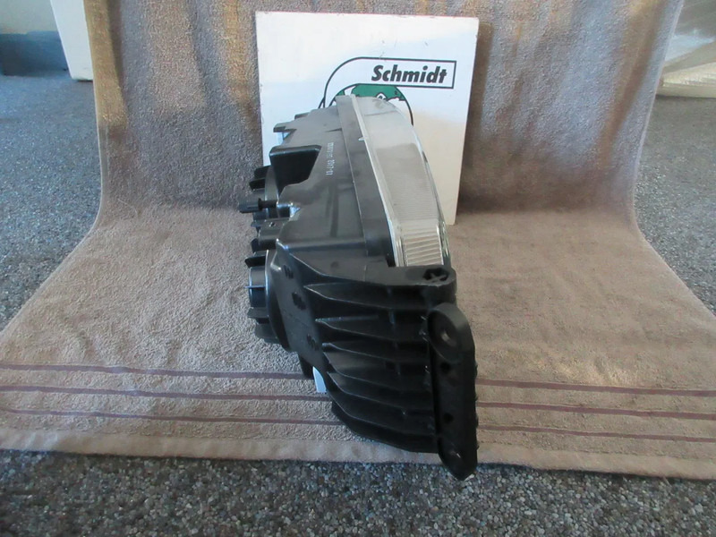 Iveco 504238117 KOPLAMP LINKS IVECO STRALIS MODEL EURO 5 NIEUWE EN GEBRUIKT - Headlight for Truck: picture 4 Iveco 504238117 KOPLAMP LINKS IVECO STRALIS MODEL EURO 5 NIEUWE EN GEBRUIKT - Headlight for Truck: picture 4