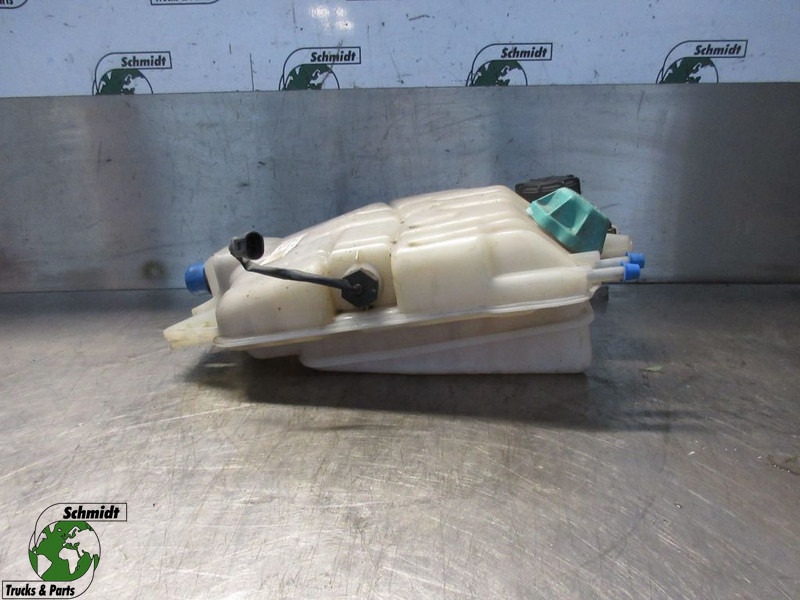 Iveco EUROCARGO 41019540 EXPANSIEVAT - Expansion tank for Truck: picture 1 Iveco EUROCARGO 41019540 EXPANSIEVAT - Expansion tank for Truck: picture 1