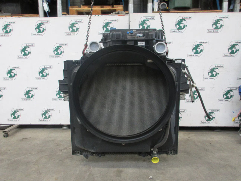 MAN 81.06101-6812 // 81.06130-0240 RADIATEUR INTERCOOLER 18.430 TGS /2023 - Radiator for Truck: picture 3 MAN 81.06101-6812 // 81.06130-0240 RADIATEUR INTERCOOLER 18.430 TGS /2023 - Radiator for Truck: picture 3