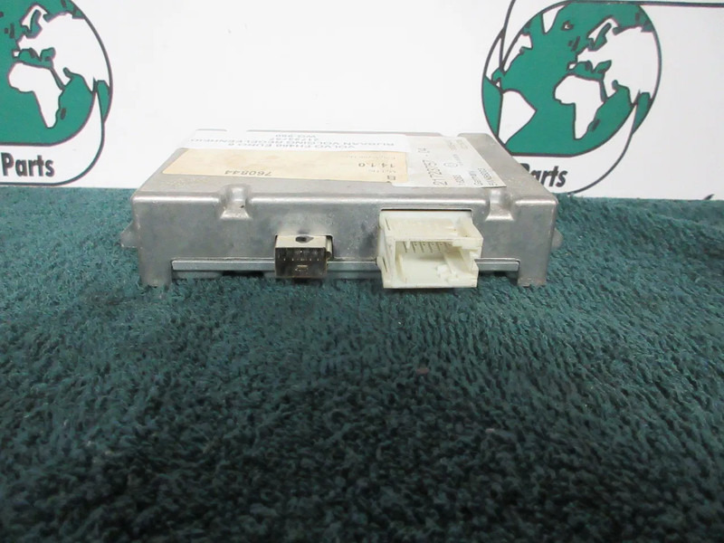 Volvo 21723757 // VOLVO FH 460 RIJBAAN VOLG REGELEENHEID EURO 6 - Electrical system for Truck: picture 5 Volvo 21723757 // VOLVO FH 460 RIJBAAN VOLG REGELEENHEID EURO 6 - Electrical system for Truck: picture 5