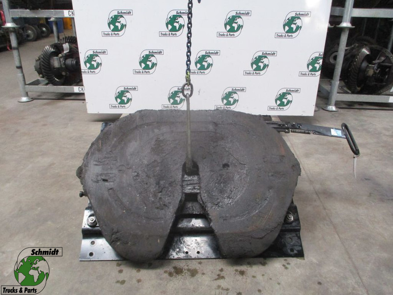 Jost JSK 40 // 55R-011245 JSK 40 // 55R-011245 DAF CF MODEL 2021 - Fifth wheel coupling for Truck: picture 1 Jost JSK 40 // 55R-011245 JSK 40 // 55R-011245 DAF CF MODEL 2021 - Fifth wheel coupling for Truck: picture 1