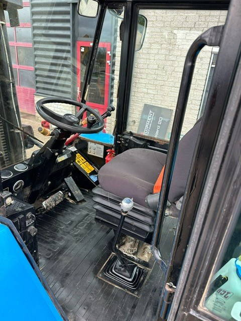 Rough terrain forklift JCB 930-4 T4: picture 9