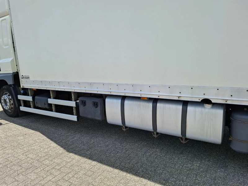 Box truck DAF CF 330 / VOLUME COMBI / THROUGH-LOADING SYSTEM / TUV:08-01-2026 / DEB / AIRCO / MANUAL / EURO-6 / 2016: picture 13